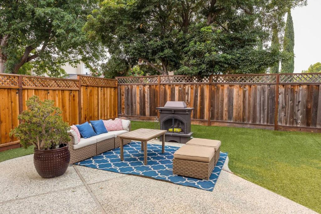 Zahrada ubytování Silicon Valley Family Oasis 5-bedroom Luxury Home