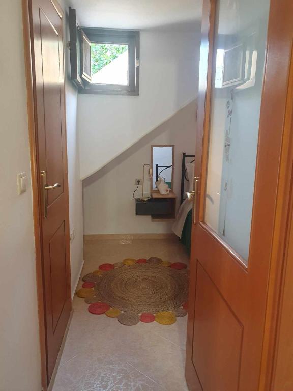 TV a/nebo společenská místnost v ubytování Aggeliki's House