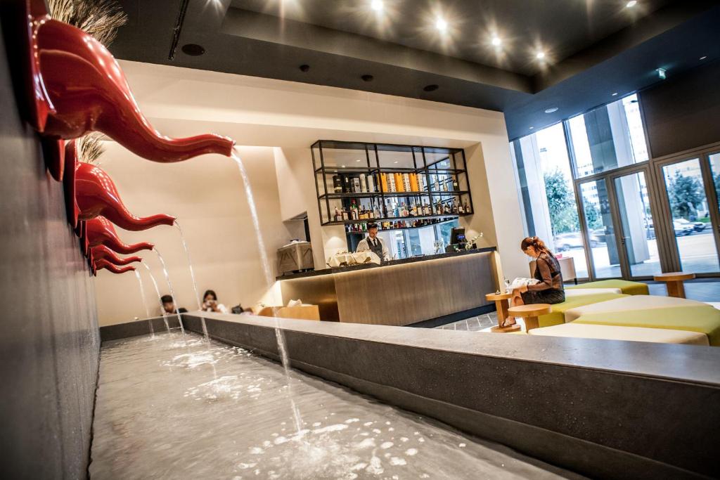 Glam Milano - Resim 37