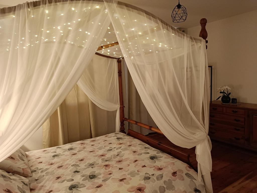 Postel nebo postele na pokoji v ubytování Affittacamere La Loggia