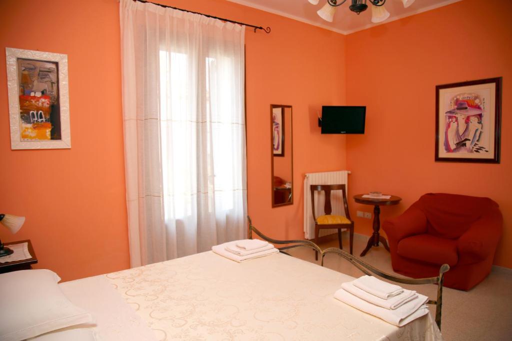 TV a/nebo společenská místnost v ubytování B&B Borgosolare