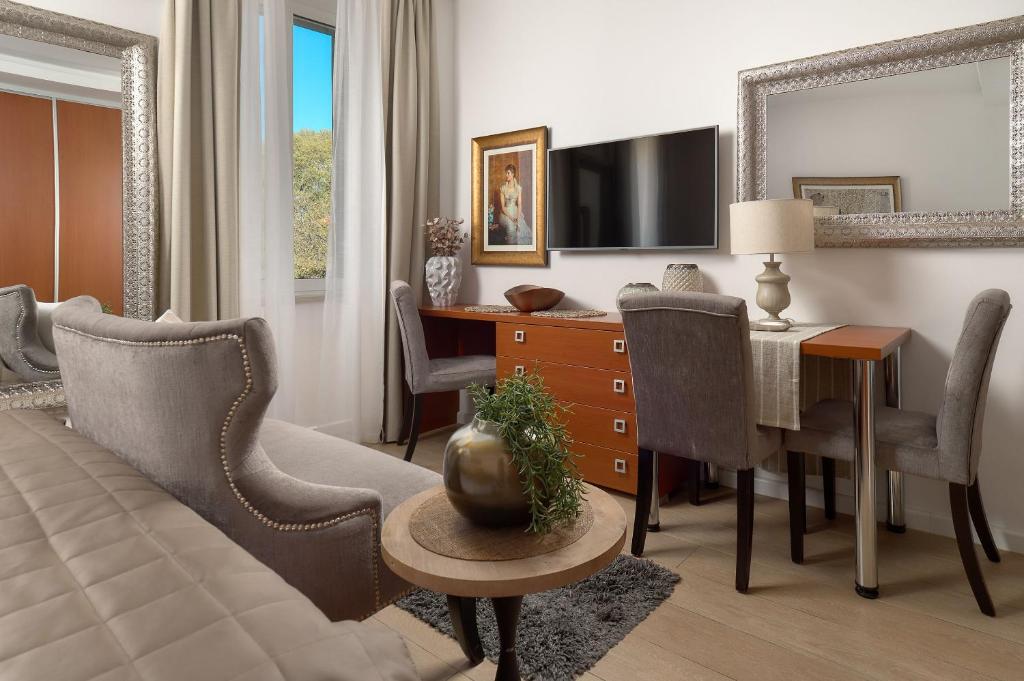 TV a/nebo společenská místnost v ubytování Apartments Studios 81