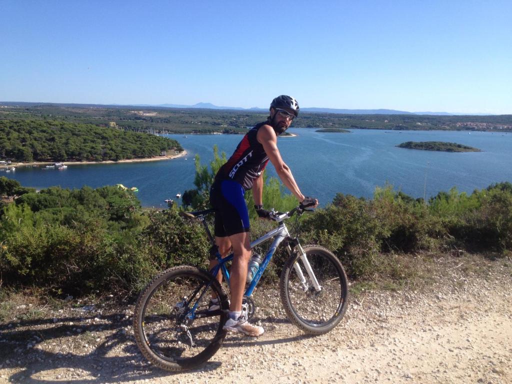 Apartments Ljiljana - Offerta Speciale - Studio Con Tour In Bicicletta