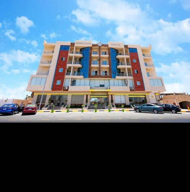 Budova, kde se aparthotel nachází