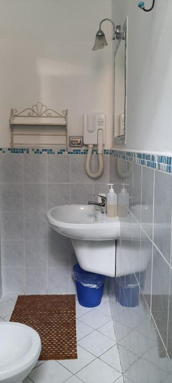 
Triple Room with Bathroom
