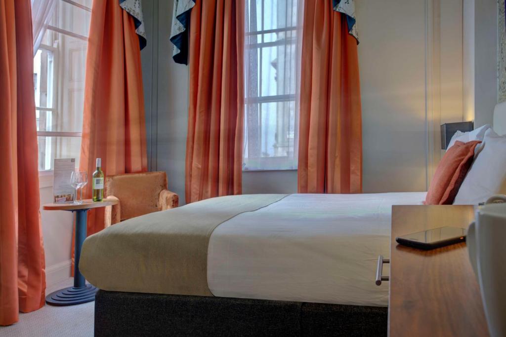 Heywood House Hotel, BW Signature Collection - Standard Double Room