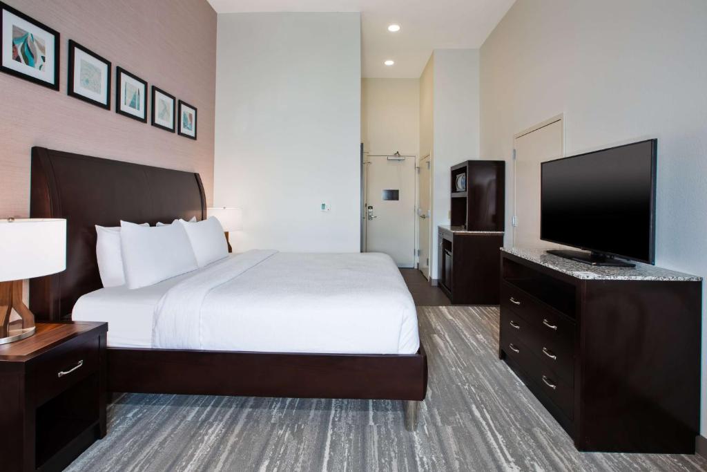Hilton Garden Inn Benton Harbor photo