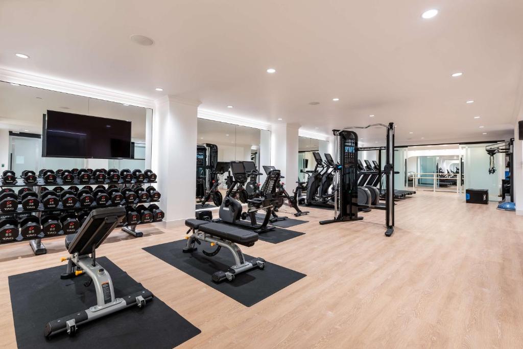 Fitness centrum a/nebo fitness zařízení v ubytování The Benson Portland, Curio Collection by Hilton