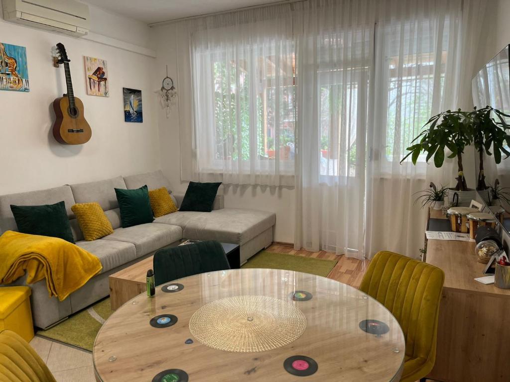 Posedenie v ubytovaní Dioklecian Dream Apartment