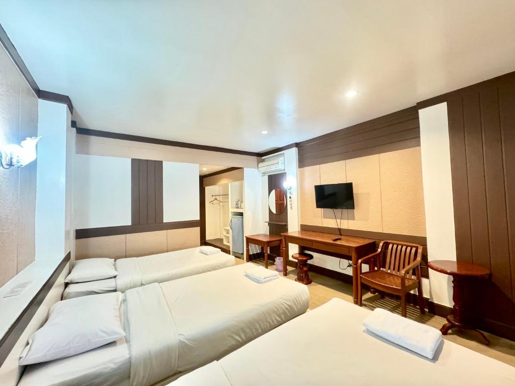 บ้านสวนรีสอร์ท นครสวรรค์ - Triple Salle Classique