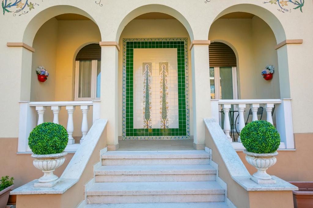 Zdjęcie z galerii obiektu Villa Mimosa - Appartamento 2 - Happy Rentals w mieście Desenzano del Garda