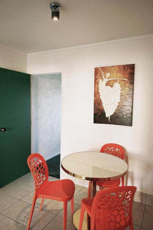 Oakwood Manor Motor Lodge - Resim 21