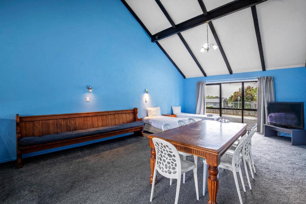 Oakwood Manor Motor Lodge - Resim 42