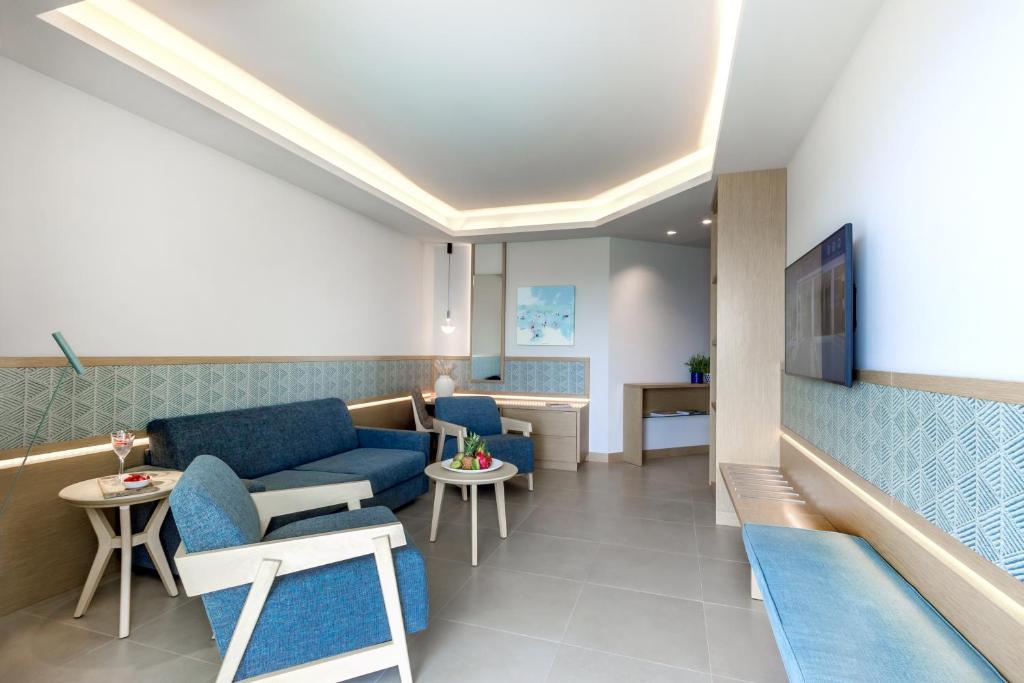 Ammoa Luxury Hotel & Spa Resort - 14