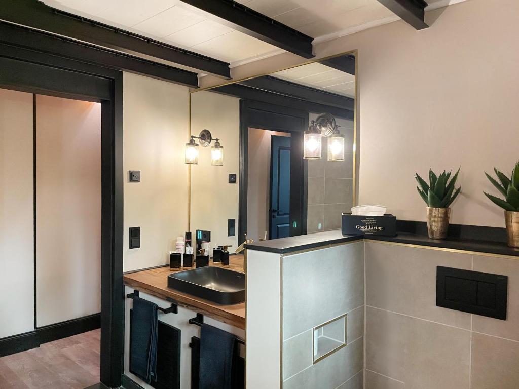 Kuchyň nebo kuchyňský kout v ubytování Black Suite 4 Luxus in Alsternähe