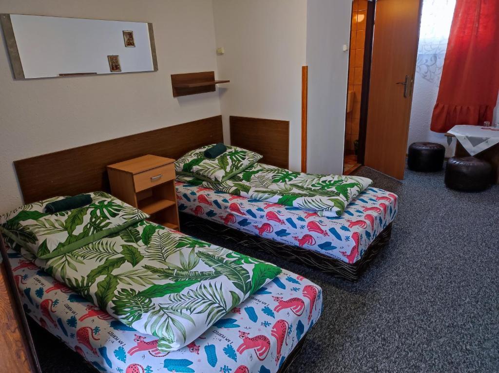 Motel Korona - Twin Room