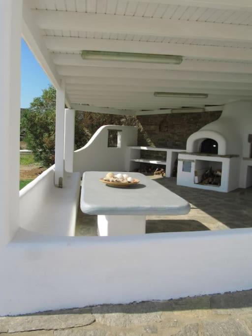 Posedenie v ubytovaní Beachfront-Santa Marina Vacation Home