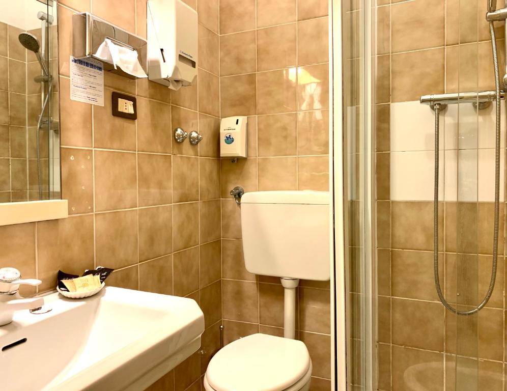 Łazienka w obiekcie Hotel Baia di Levanto