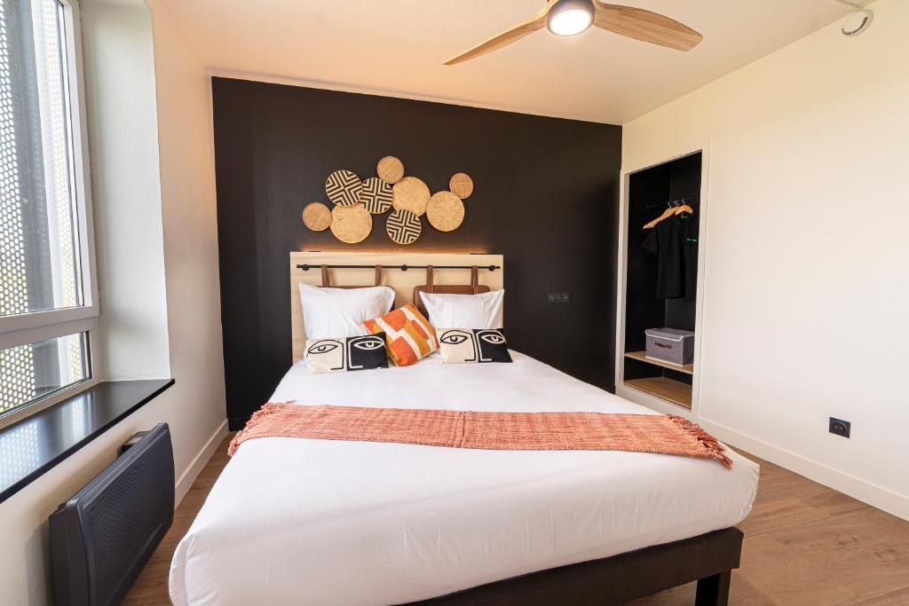 COWOOL TOULOUSE - Resim 13