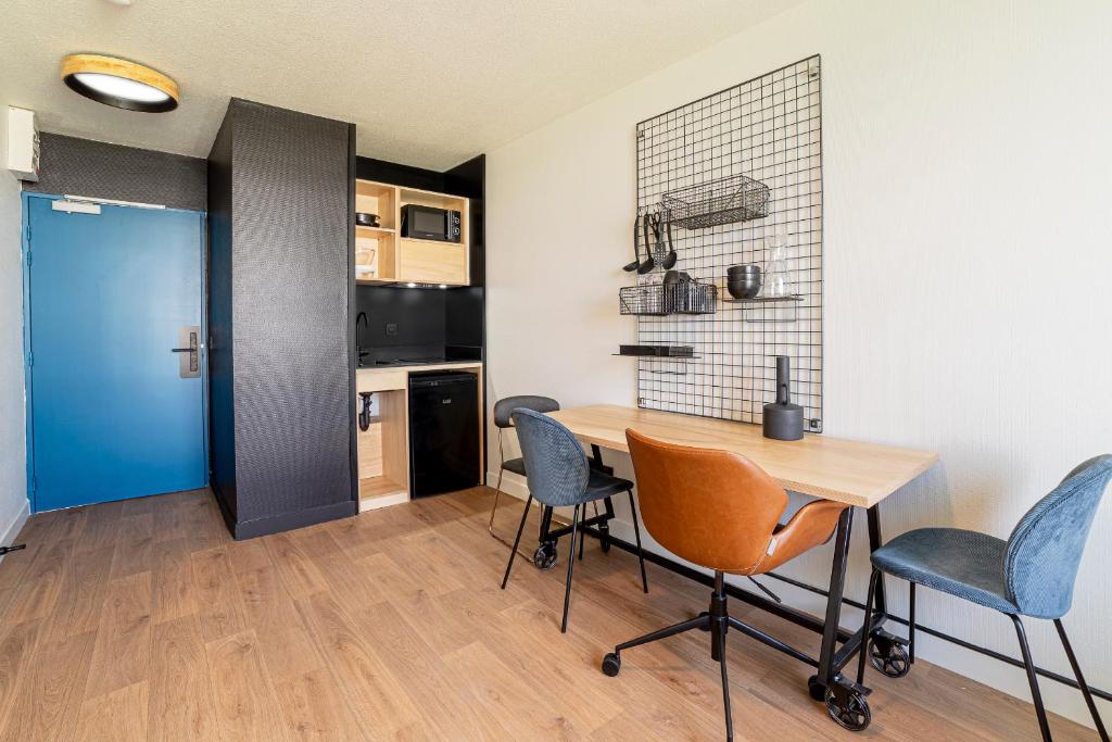 COWOOL TOULOUSE - Resim 27