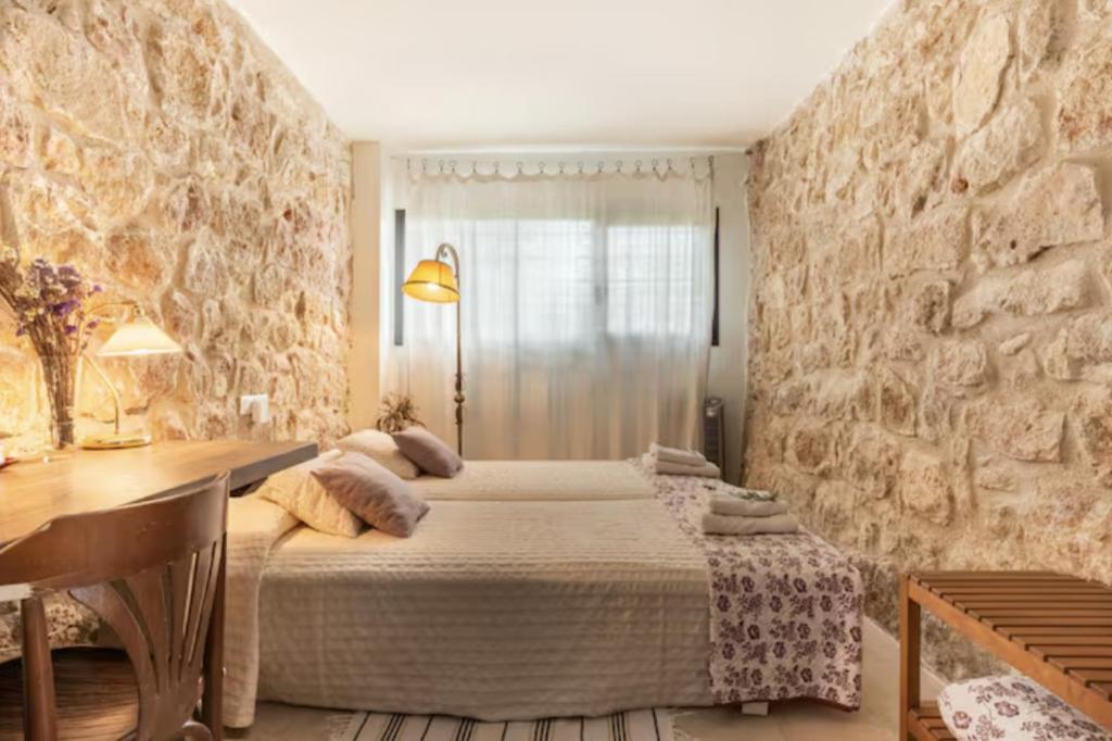 Gallery image of Mas Coquells Rural Habitación doble con 2 camas in Vilanant