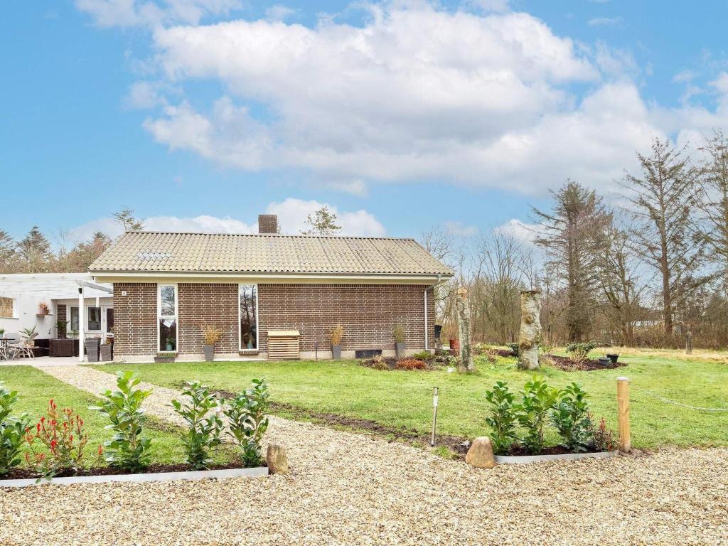 Zahrada ubytování Holiday home Thyholm XXVIII