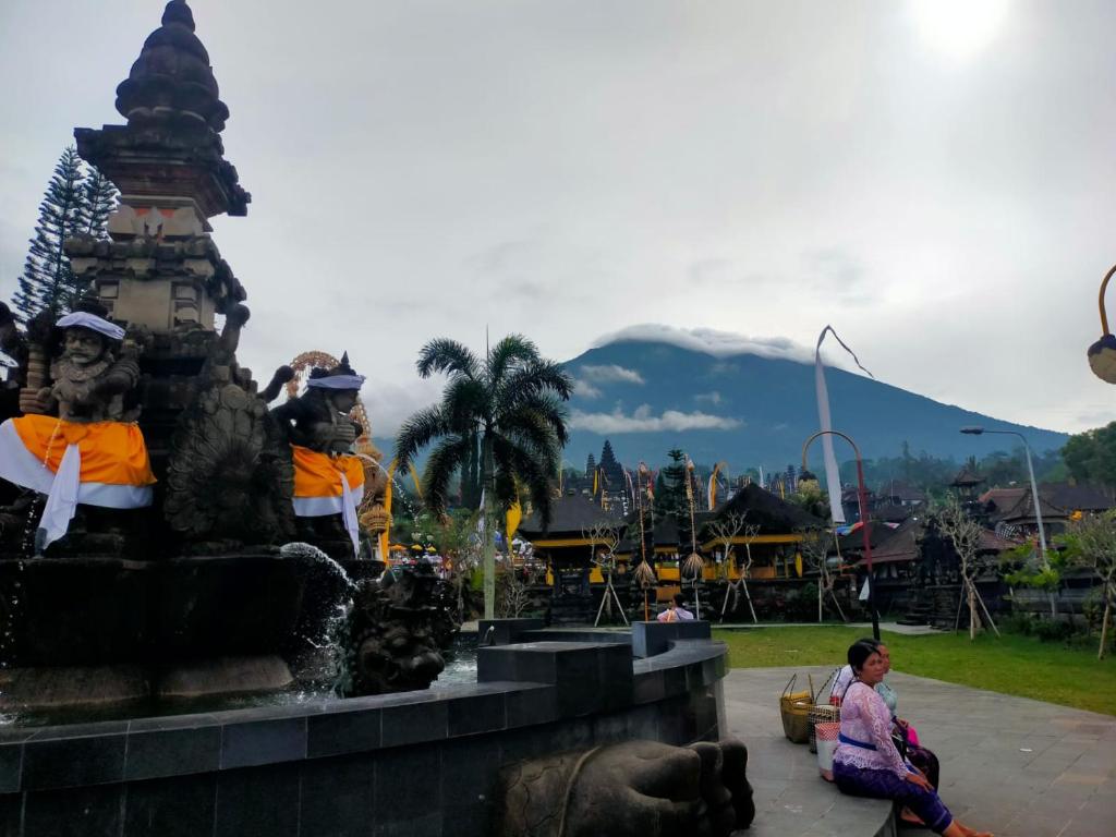 En generel udsigt til bjerge eller udsigt til bjerge taget fra den private indkvartering