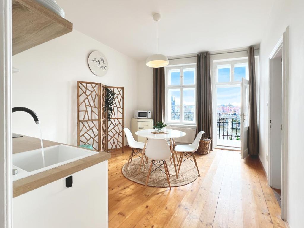 Residence Charles Bridge - 14