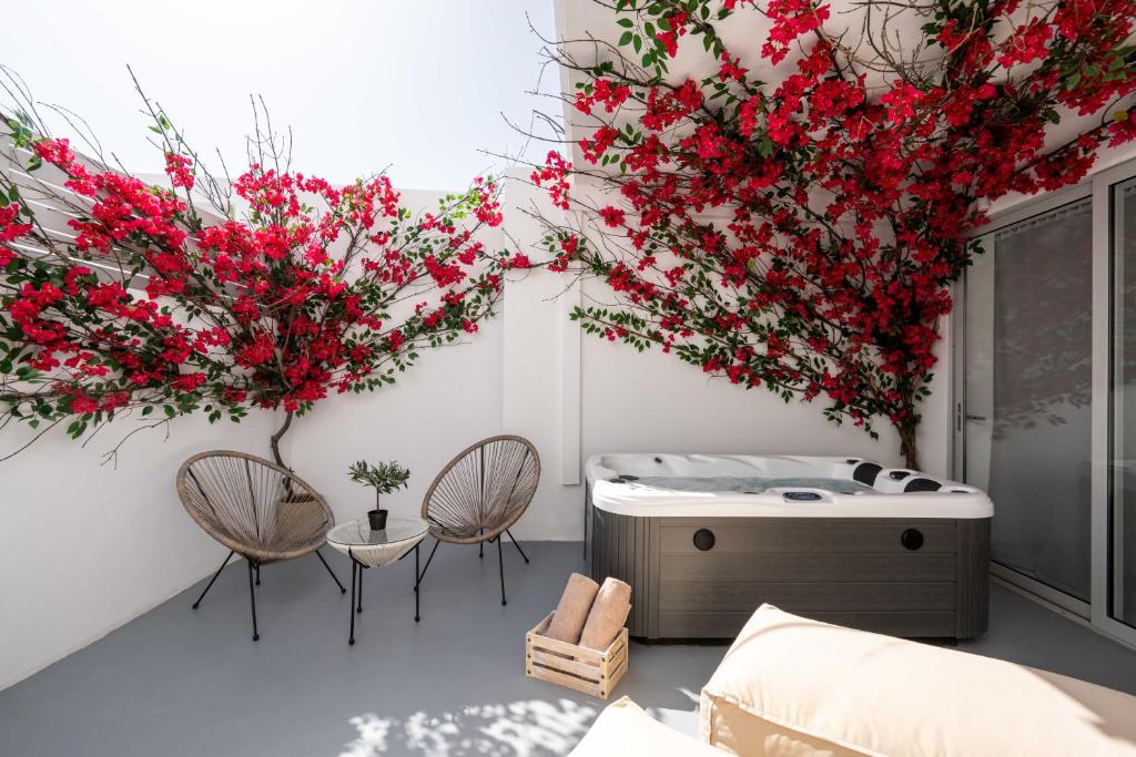 Cycladic Suites & Spa - Resim 42