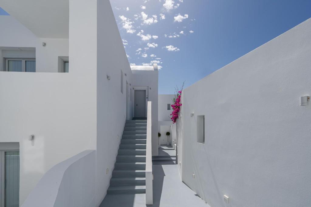 Cycladic Suites & Spa - Resim 25