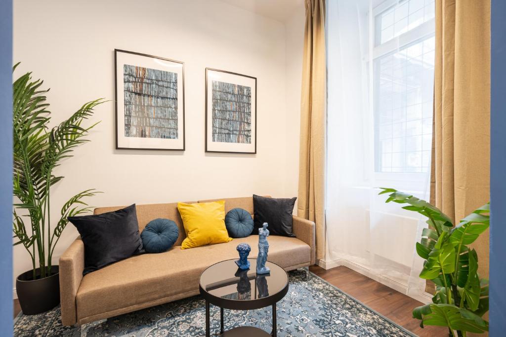 R10- Boutique Apartments, Best Location. By BQA 1075 Budapest, 10 Rumbach Sebestyén utca kép - 1