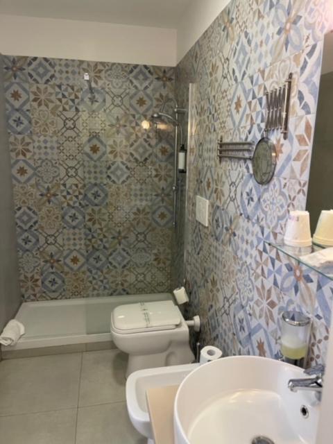 Umberto House Catania - Resim 32