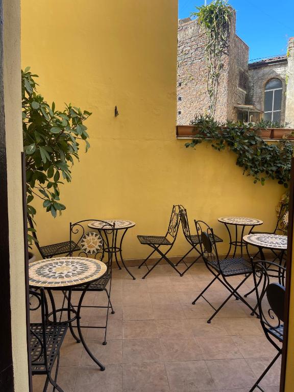 Umberto House Catania - Resim 24