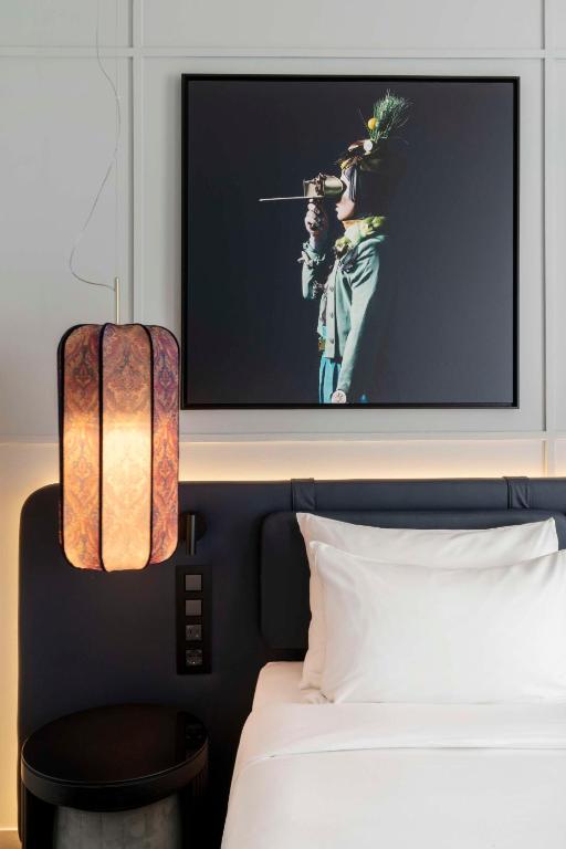 Postel nebo postele na pokoji v ubytování Radisson Collection Hotel, Santa Sofia Milan