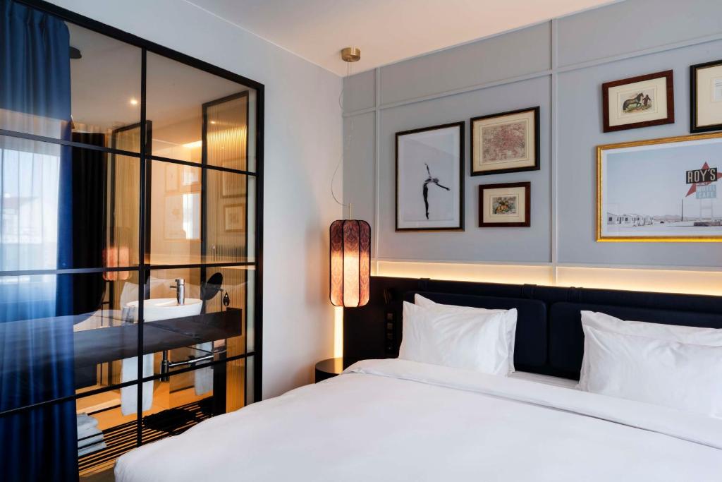 Radisson Collection Hotel, Santa Sofia Milan - Resim 33