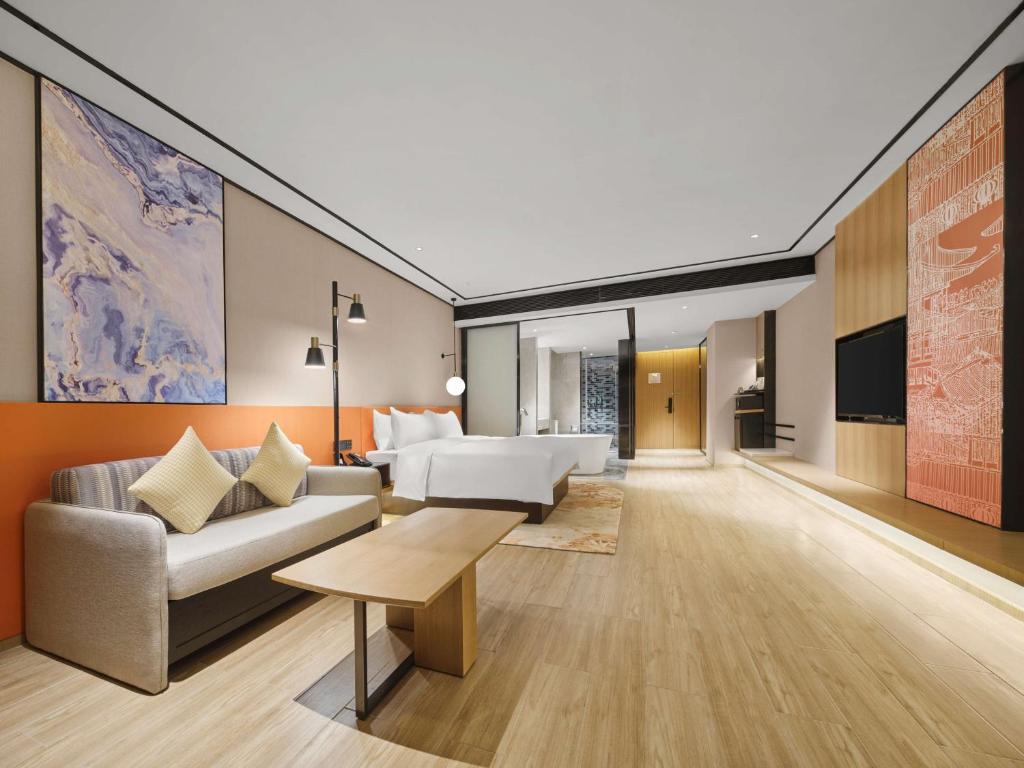 Hilton Garden Inn Jinzhong Yuci - Sala De Rey Premium Con Cama Con Sofá