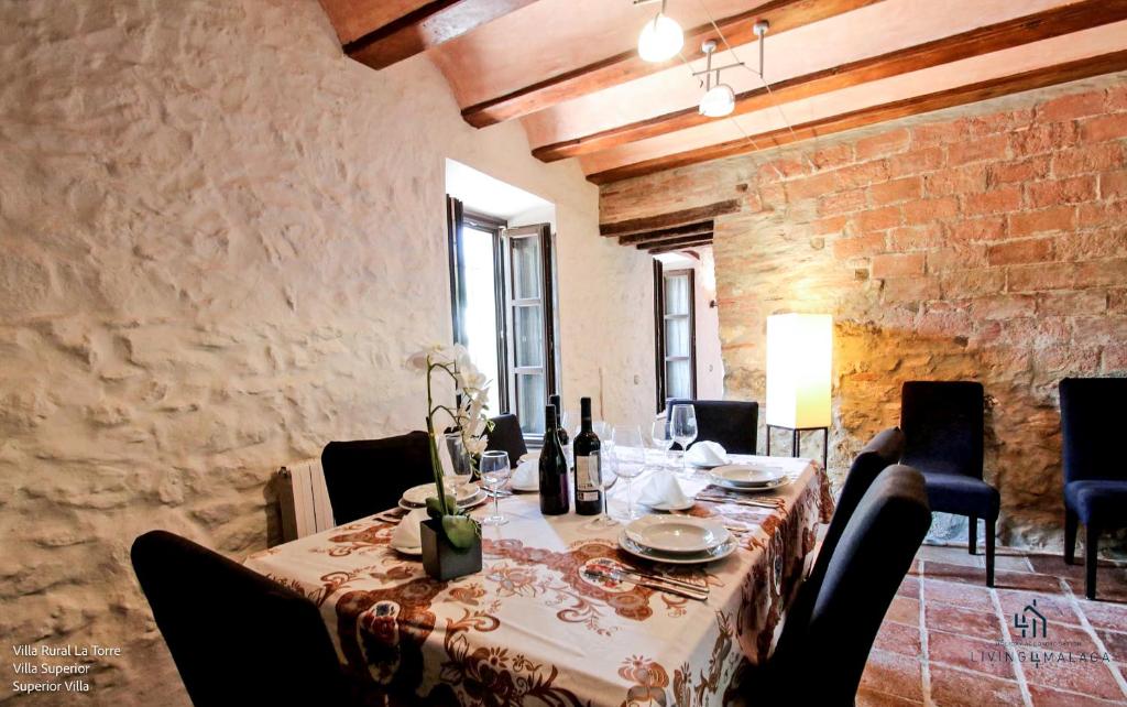 Posezení v ubytování Living4Malaga Villas Rurales Grazalema
