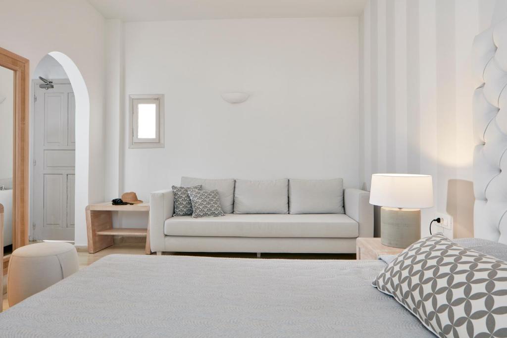 Santorini Palace - 14