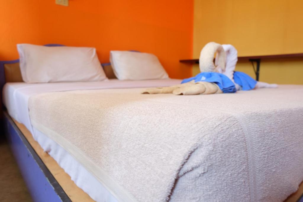 B&B House & Hostel - Standard Double Or Twin Room With Fan