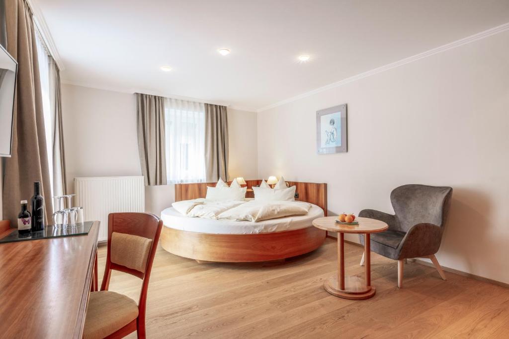 Hotel Weisser Hirsch - 3