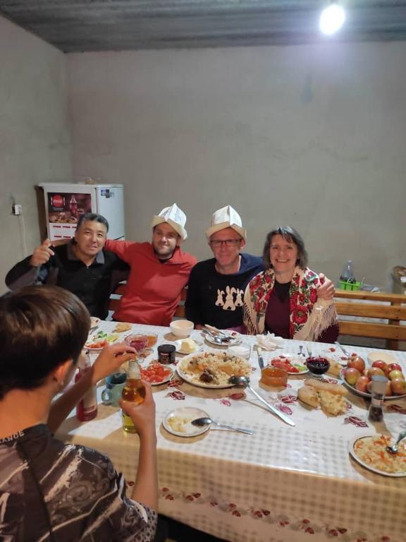Hosté ubytování Emir Guest House in Karakol