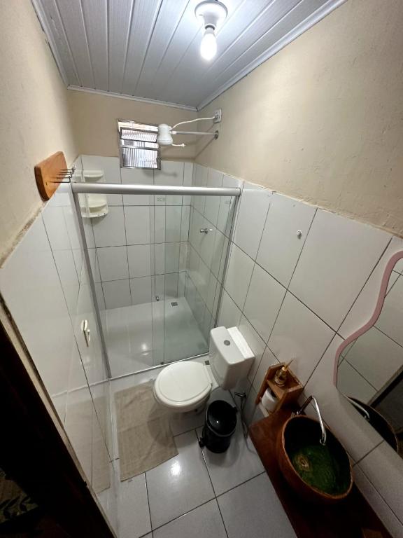 Um banheiro em Casa di Vó
