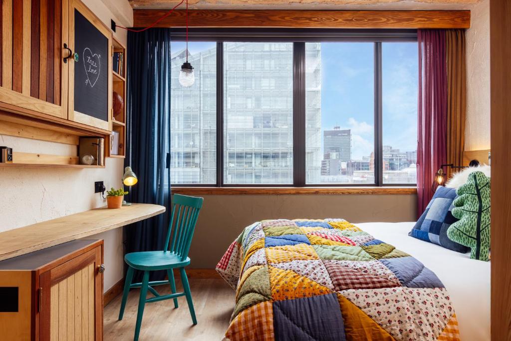 Treehouse Hotel Manchester - Resim 8