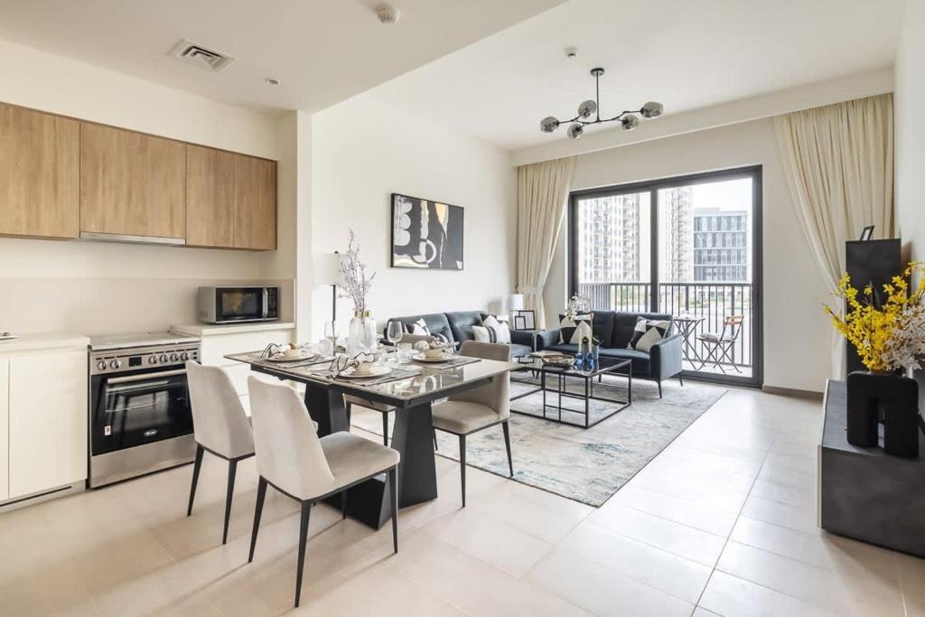 Frank Porter – Executive Residence 2