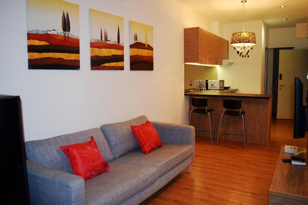Taragon Residences - شقة من ثلاث غرف نوم