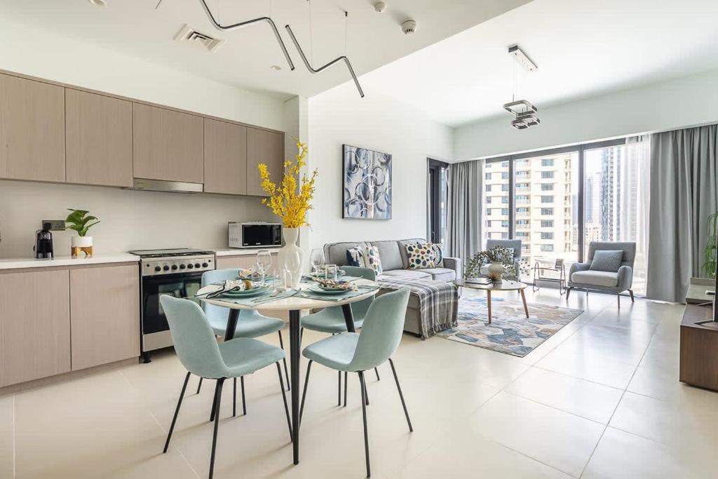 Frank Porter – Act One Tower 1