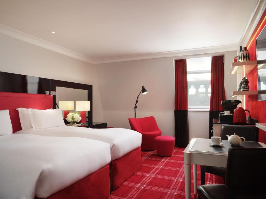 Sofitel London St James - Luxury Twin Room