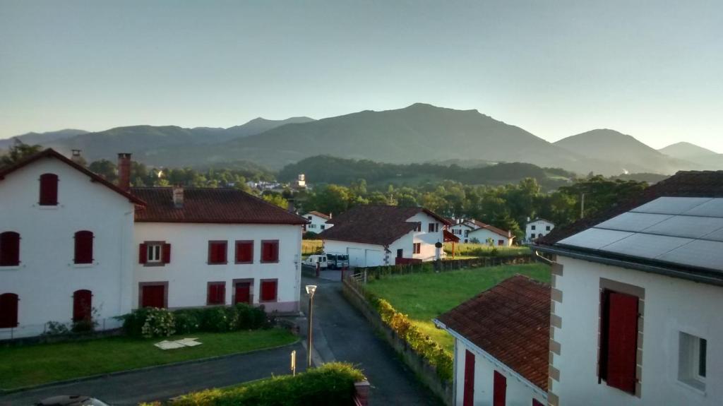 Nespecifikovaný výhled na hory nebo výhled na hory při pohledu z bed and breakfast