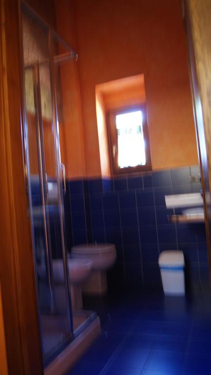 A bathroom at Al Canto B&B