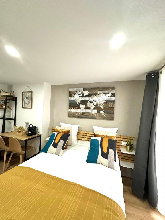 Hôtel Résidence A la Buttes aux Cailles - Resim 18